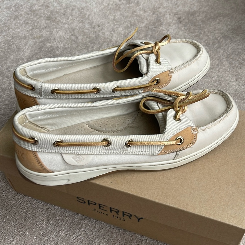 Sperry shoes woman size 8M